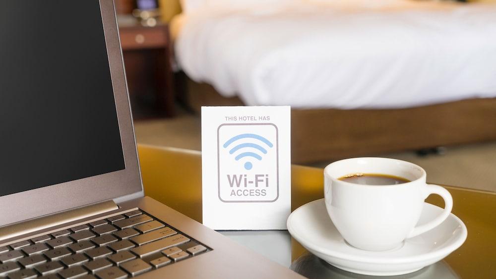 Rivera Inn & Suites Motel Пико Ривера Екстериор снимка